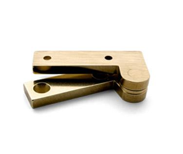 Hinge, Offset Pivot, Brass, 2 1/2 inch (63.50mm) x 5/8 inch (15.88mm) leaf, Pair, #L-93 h7068.jpg